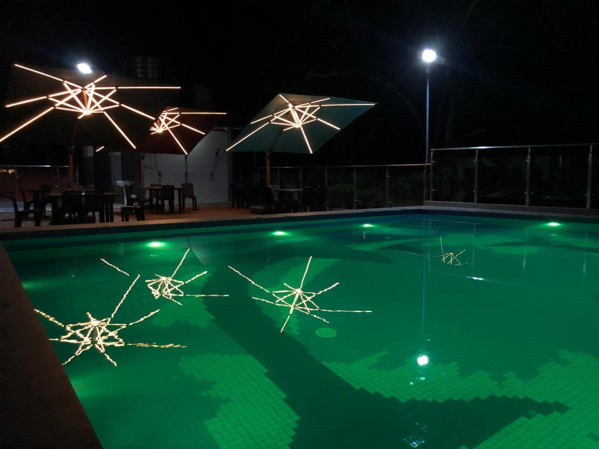 Sky Garden Hotel Coron Exterior foto